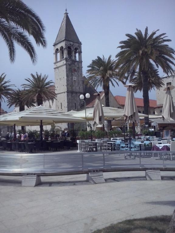 Apartments Blue Lagoon Trogir Buitenkant foto